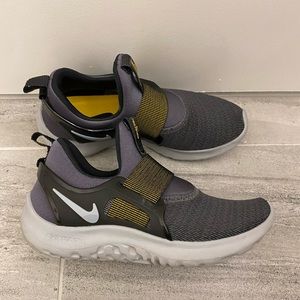 Nike Renew Freedom Women's Running Shoes